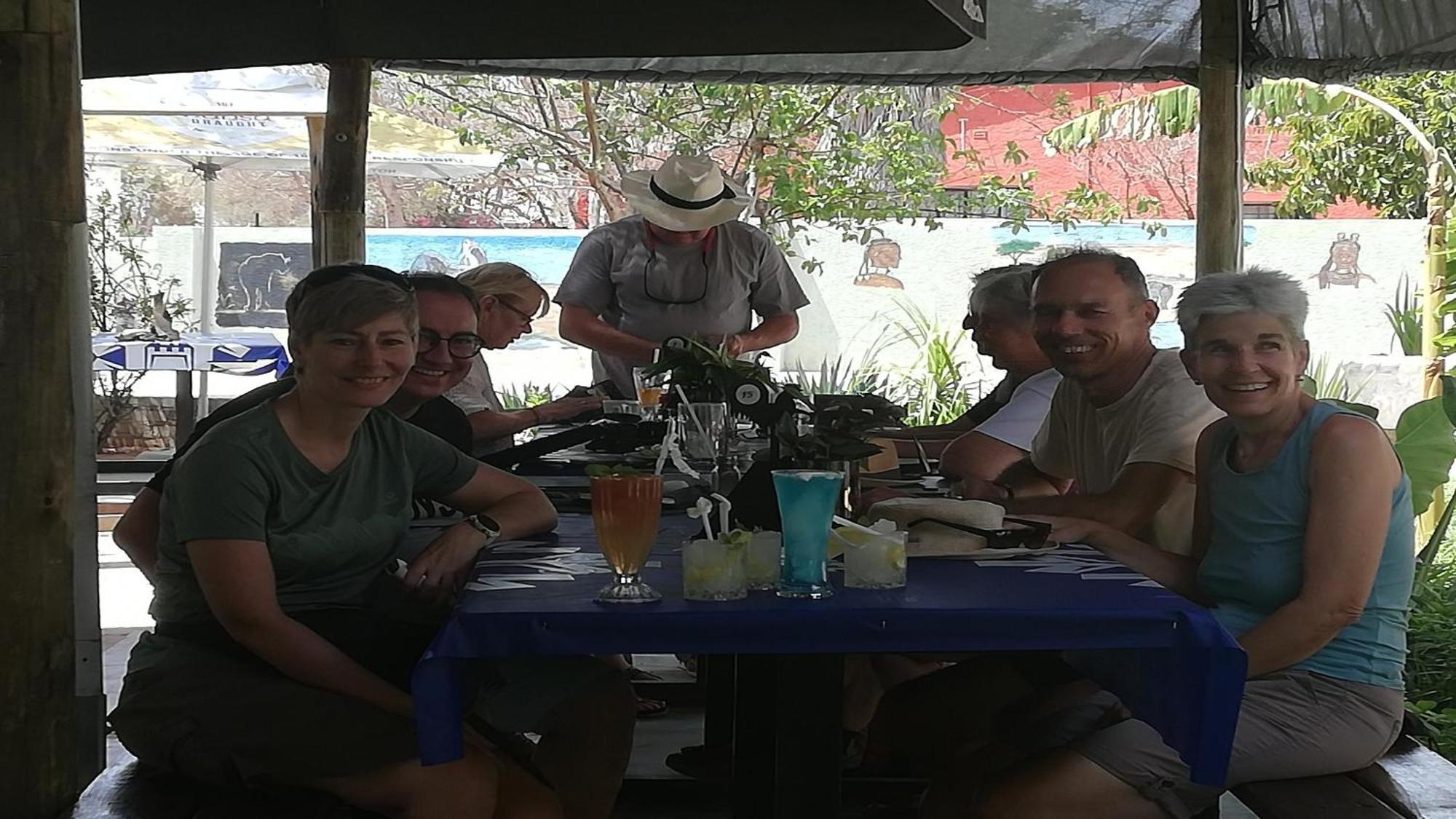אוטג'ו The Farmhouse Boutique Guesthouse And Beergarden Cc מראה חיצוני תמונה