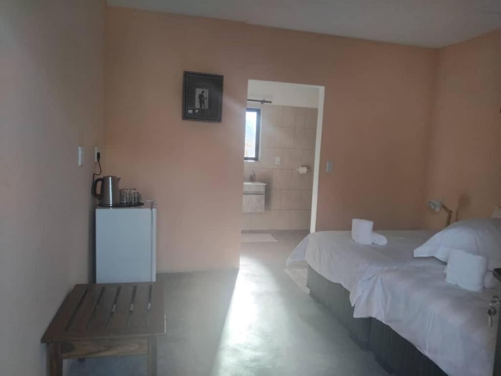 אוטג'ו The Farmhouse Boutique Guesthouse And Beergarden Cc מראה חיצוני תמונה